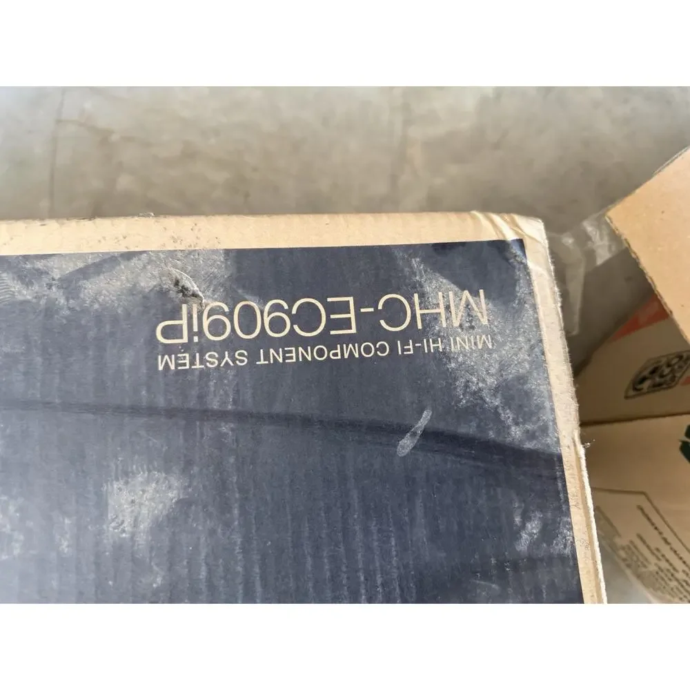 Sony MHCEC909iP Mini Hi-Fi Shelf System Brand New In Box